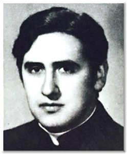 Padre Alvaro Mora A. - Prefecto Disciplina Primaria