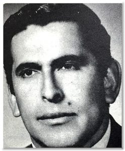 Profesor Ricardo Salazar